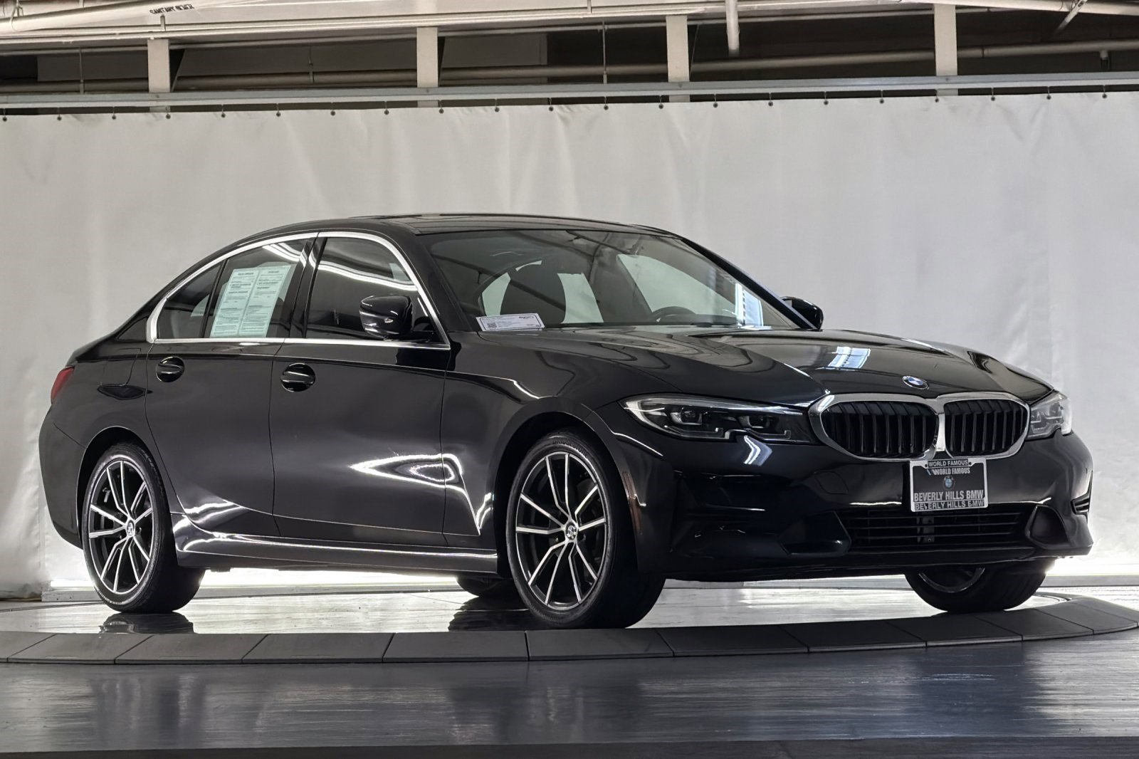 Used 2019 BMW 330i Sedan w/ Convenience Package RWD image 6