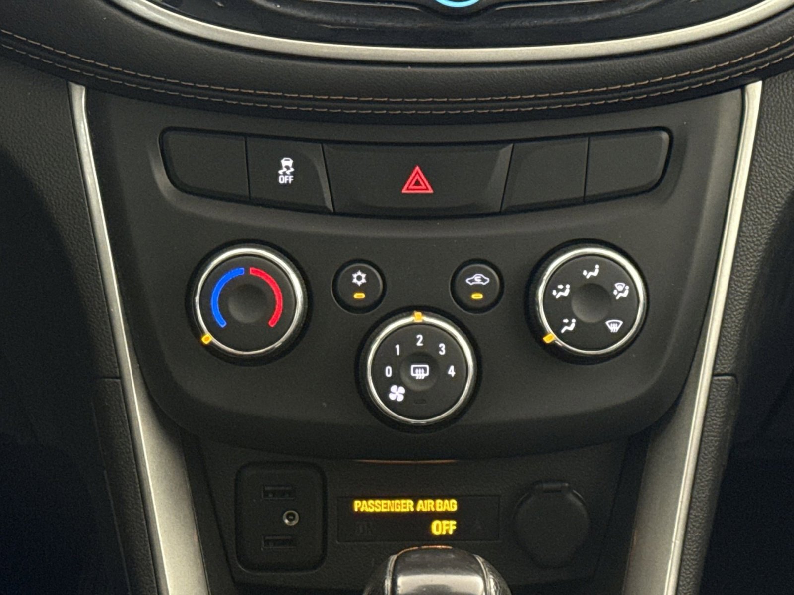 Used 2020 Chevrolet Trax LS FWD image 20