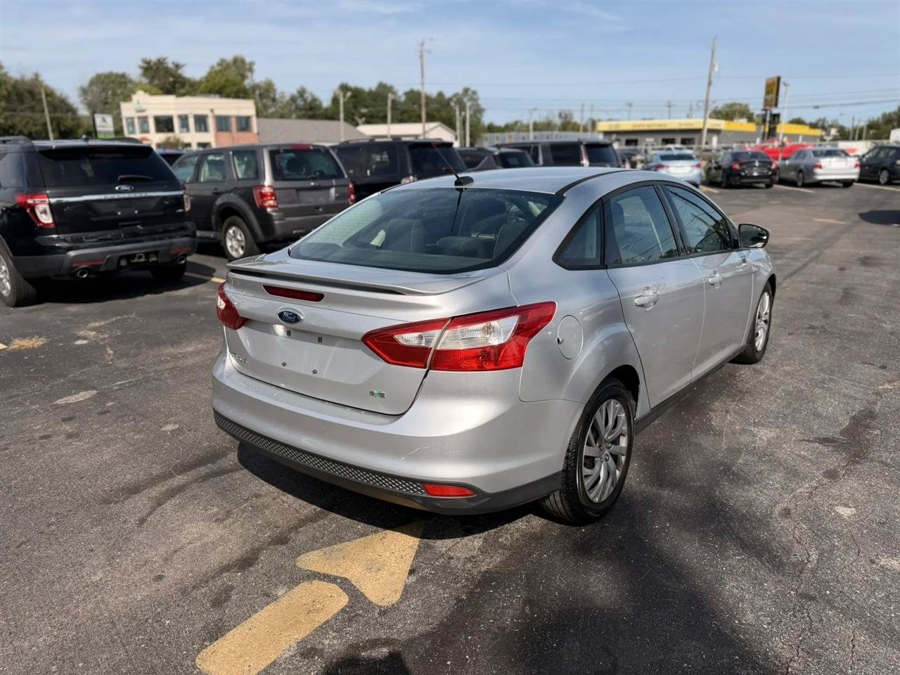 Used 2012 Ford Focus SE FWD image 6