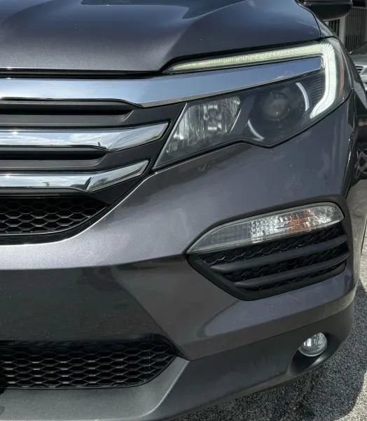 Used 2017 Honda Pilot EX-L image 9