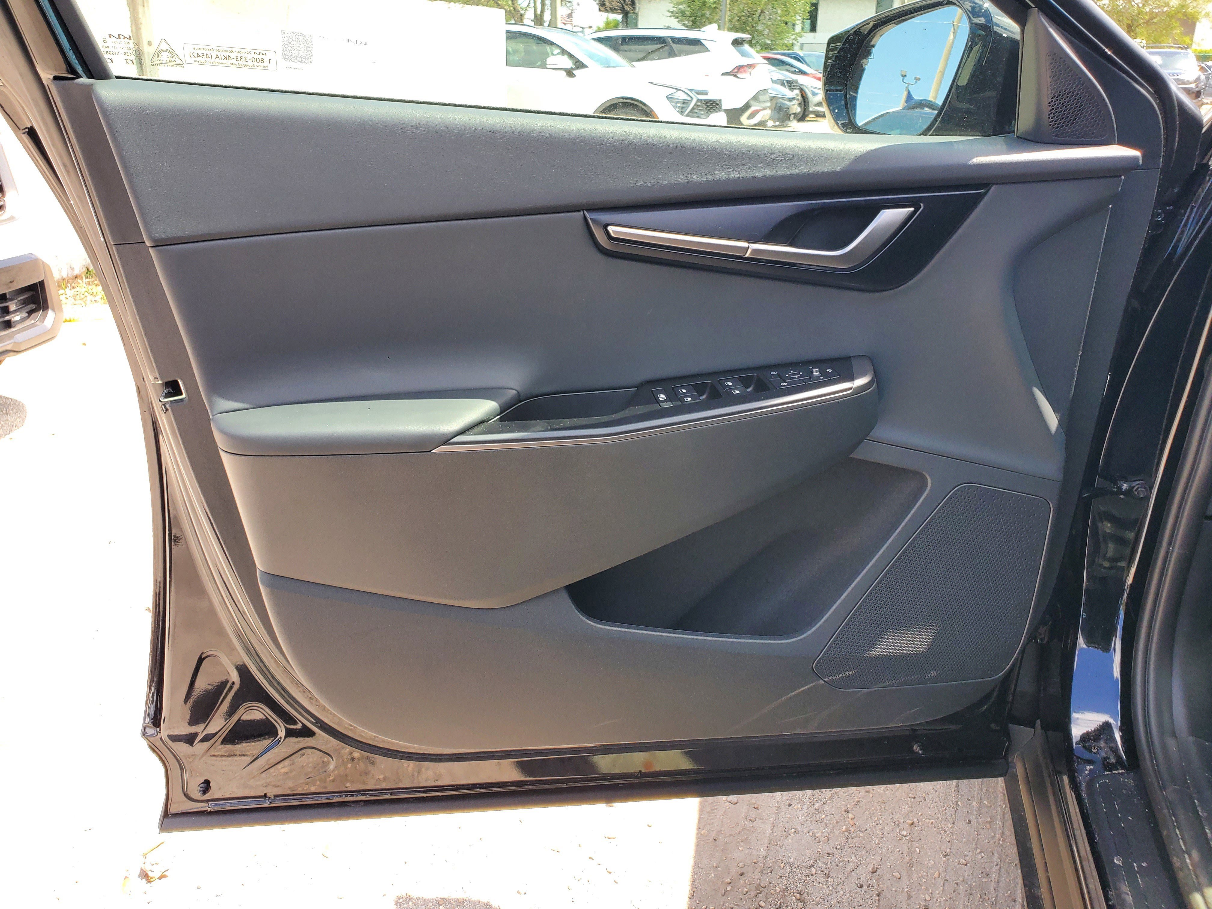 New 2025 Kia EV6 Wind image 14
