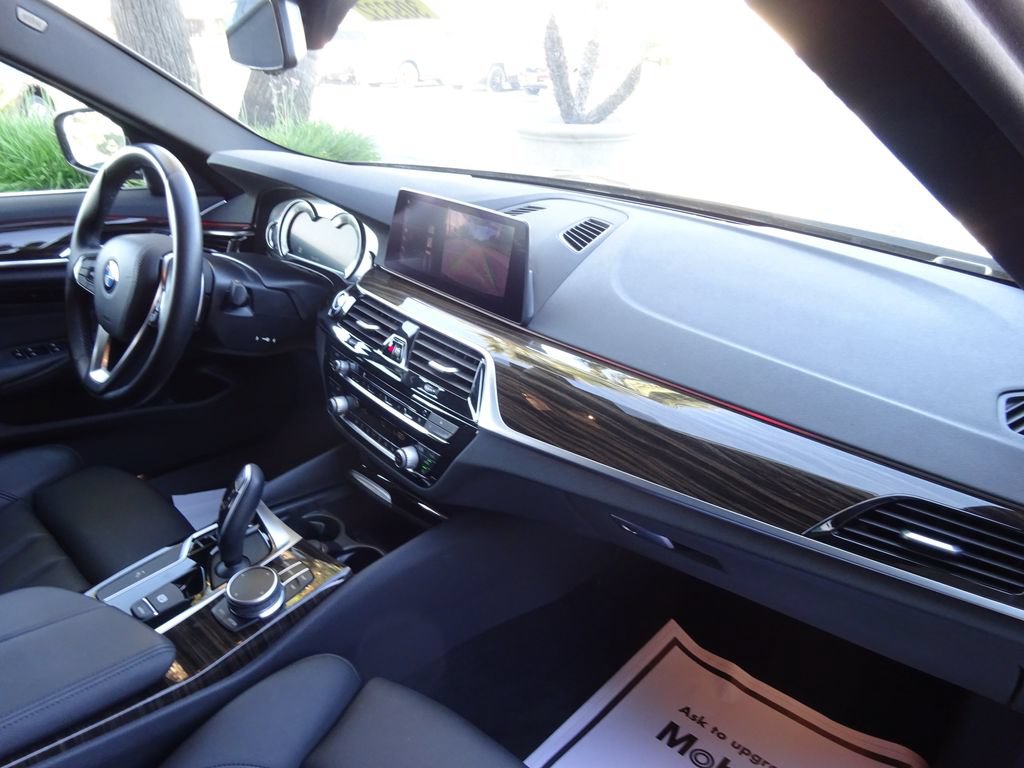 Used 2019 BMW 530i RWD image 15