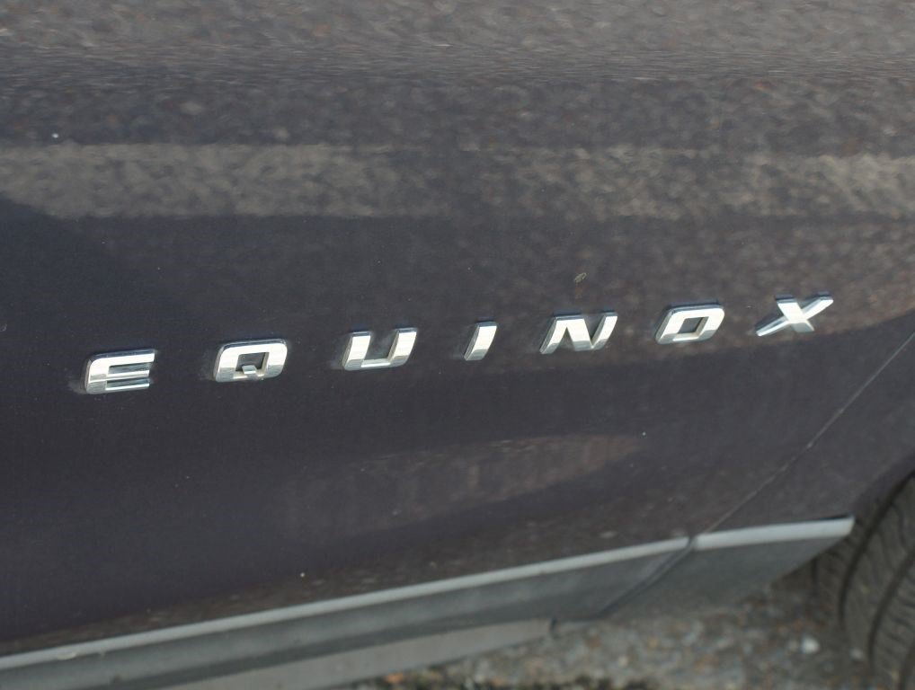 Used 2019 Chevrolet Equinox LT FWD image 4