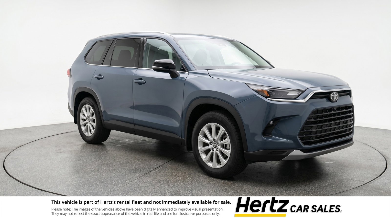 Used 2025 Toyota Grand Highlander FWD image 1