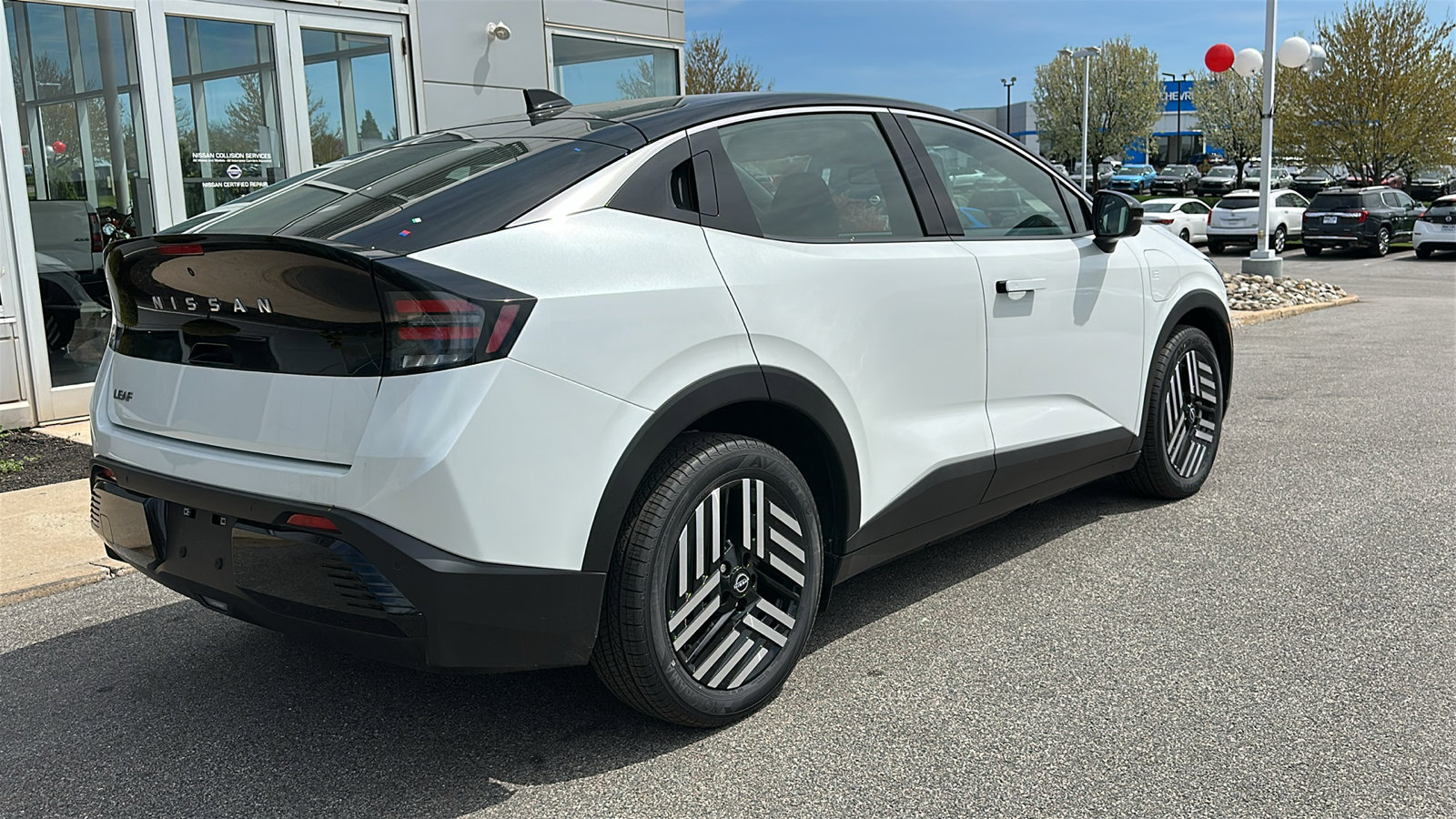 New 2026 Nissan Leaf SV+ w/ Floor Mat Package (SV+) image 5