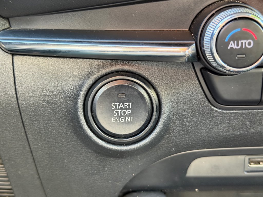 Used 2019 MAZDA MAZDA3 Hatchback w/ Preferred Package FWD image 28