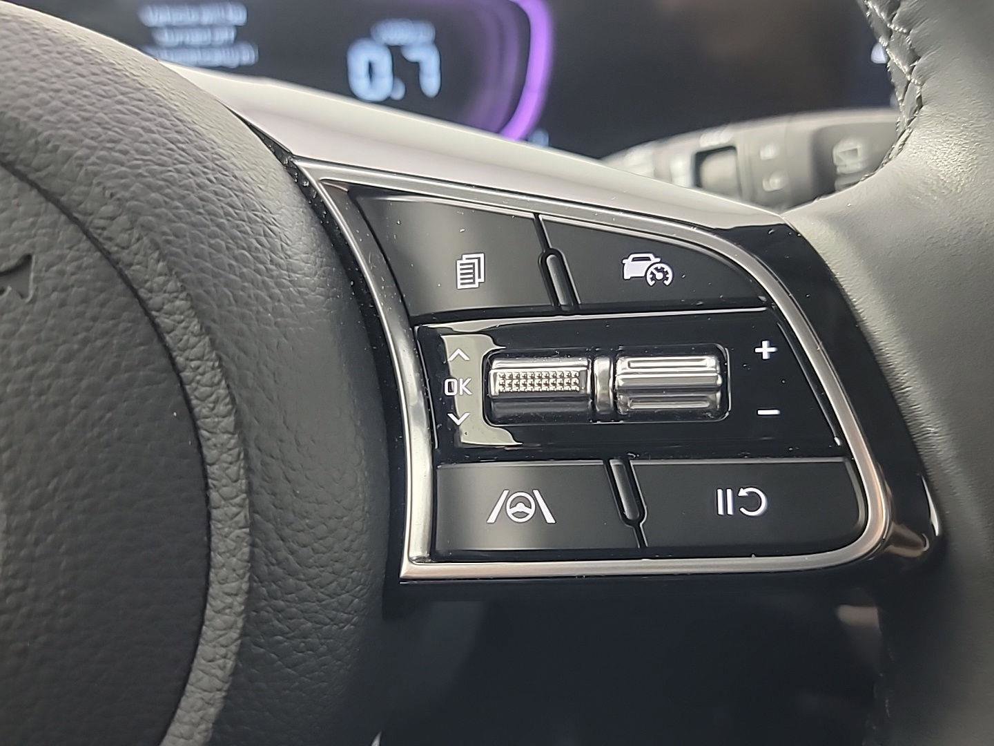 Used 2025 Kia Seltos S image 22