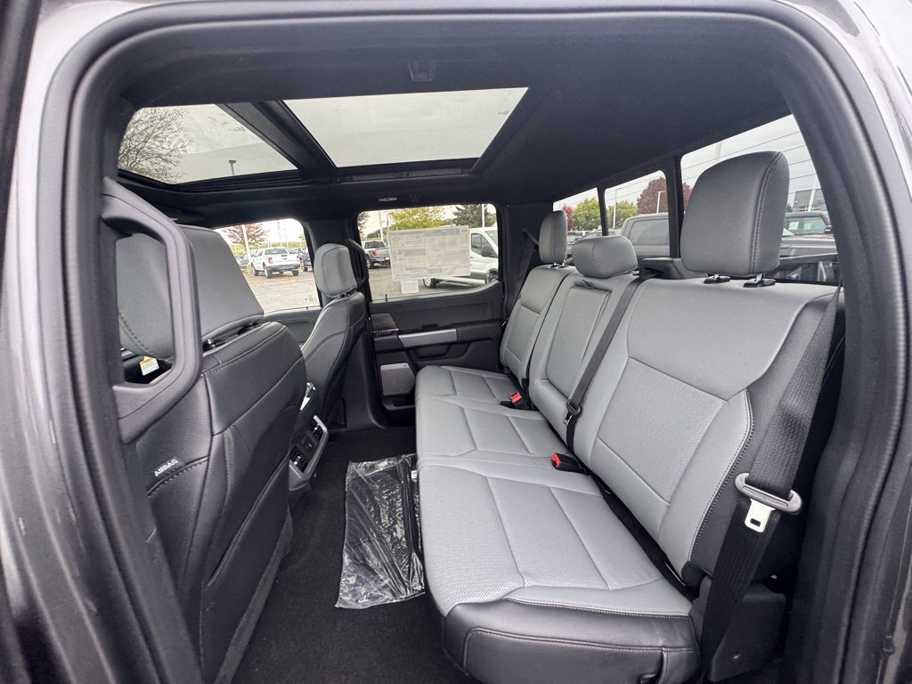 New 2025 Ford F150 Lightning Lariat image 14