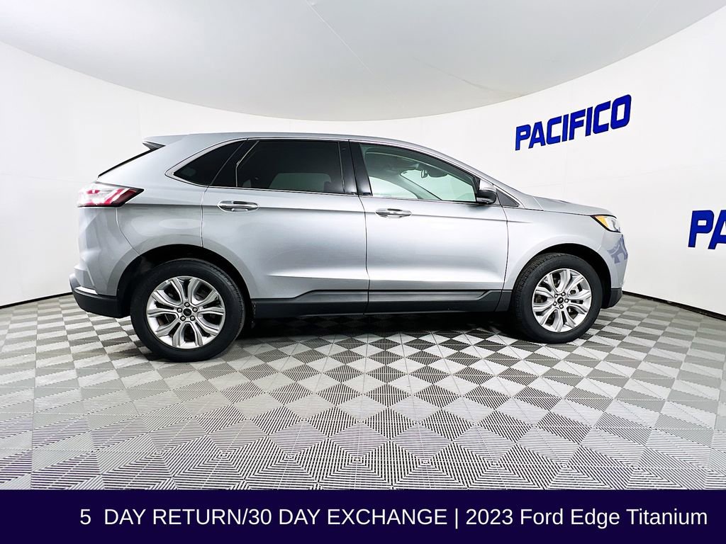 Used 2023 Ford Edge Titanium image 9