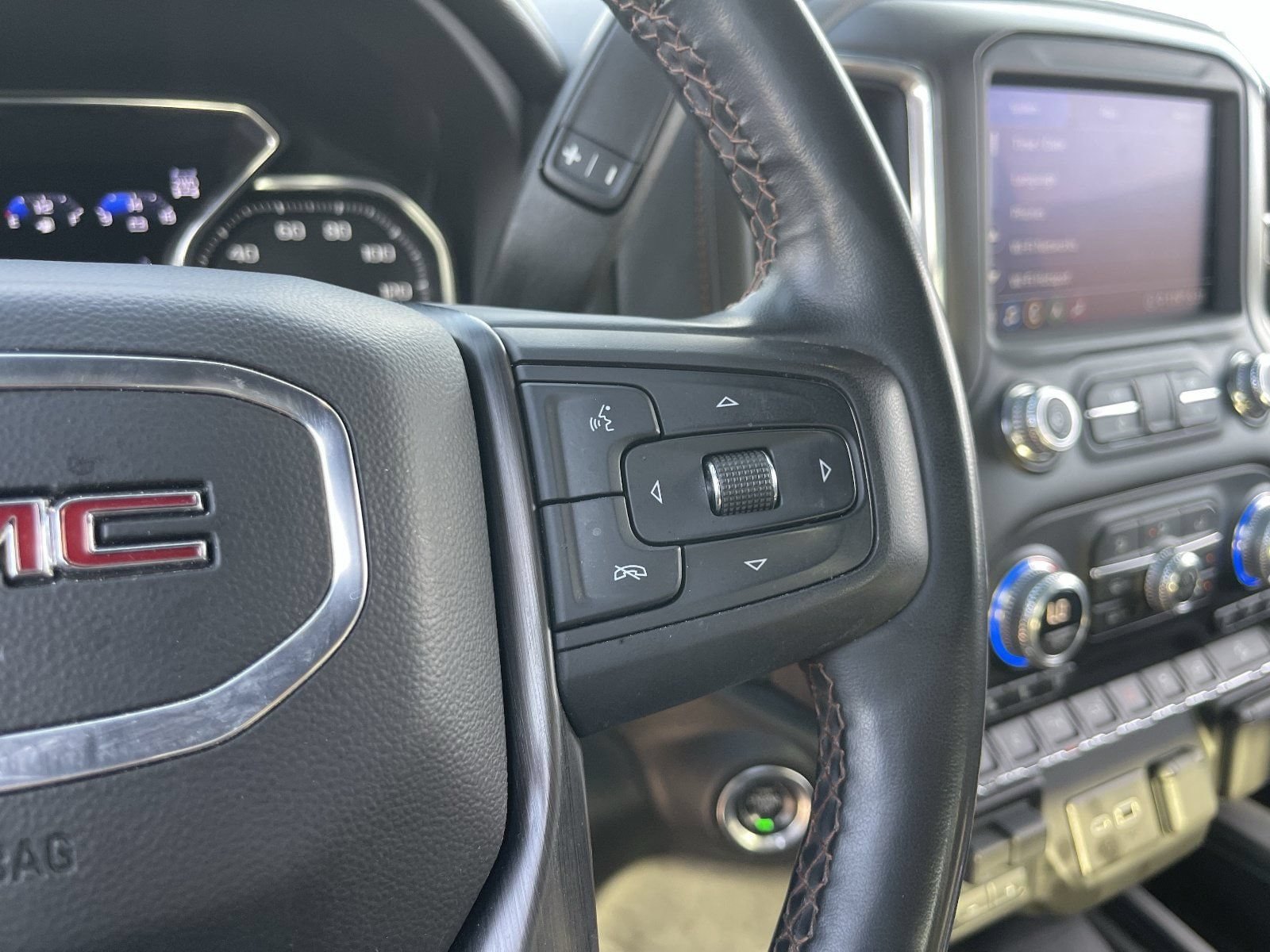 Certified 2023 GMC Sierra 2500 AT4 w/ AT4 Preferred Package AWD/4WD image 26