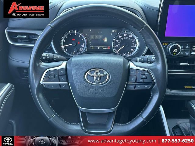Certified 2024 Toyota Highlander XLE image 17