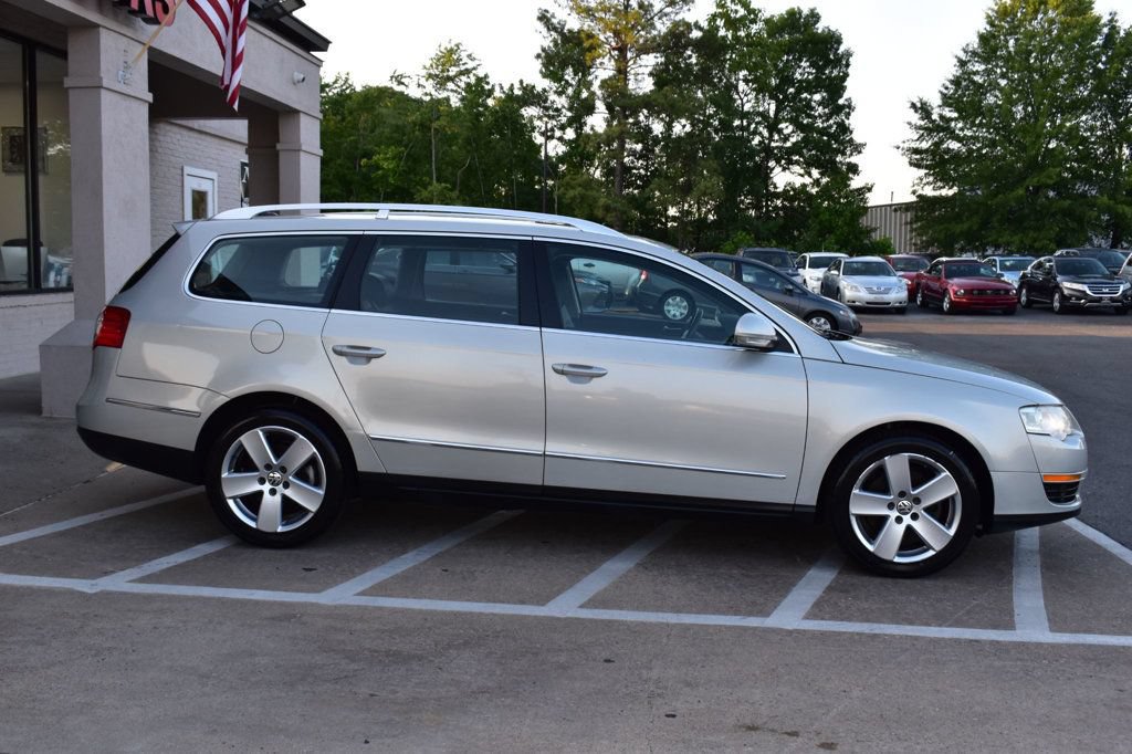 Used 2009 Volkswagen Passat Komfort FWD image 6