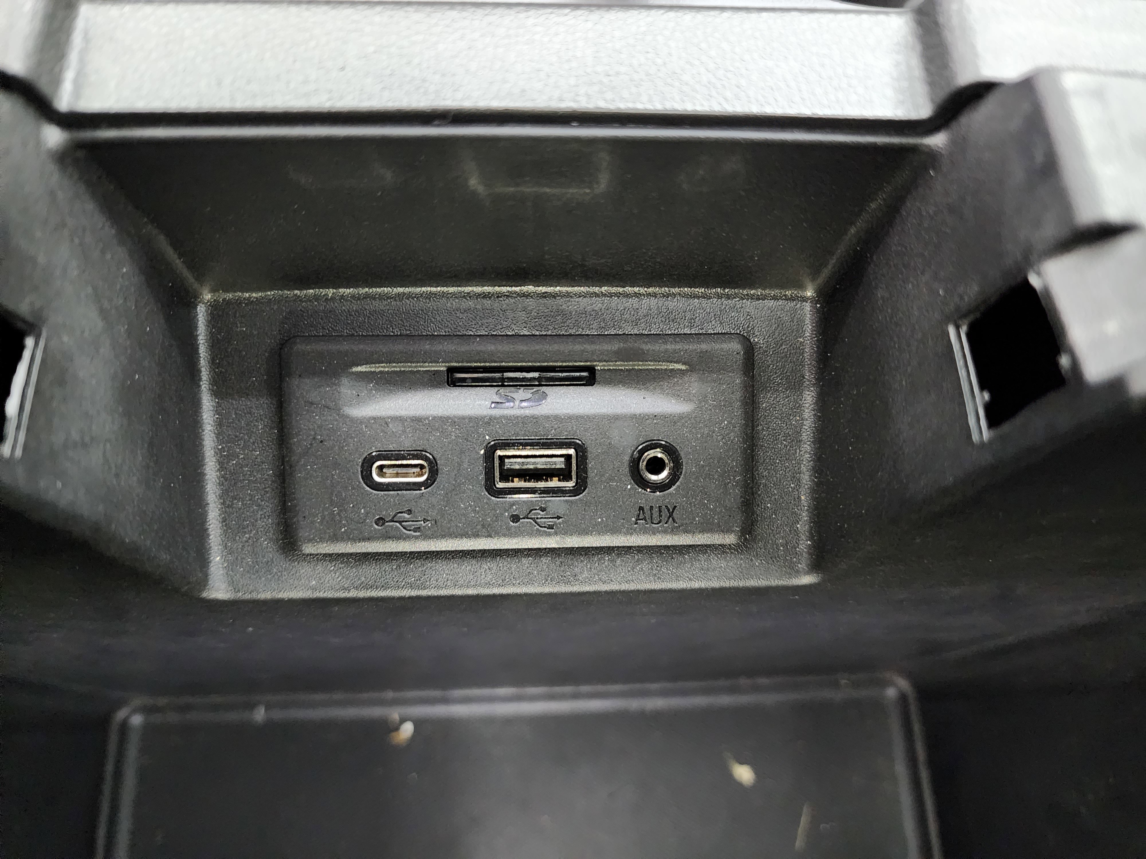 Used 2023 Chevrolet Silverado 2500 LTZ w/ LTZ Plus Package image 72