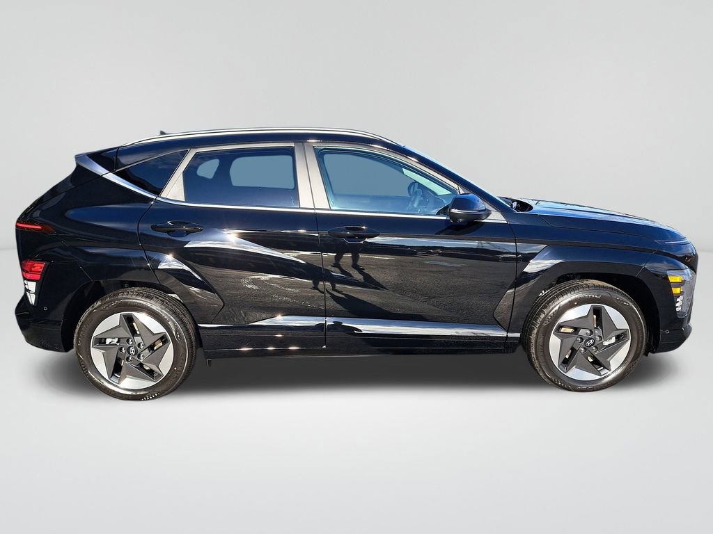 New 2025 Hyundai Kona Limited image 4