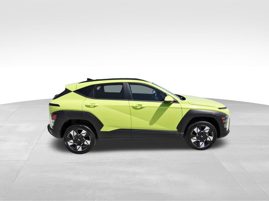 Used 2025 Hyundai Kona SEL image 5