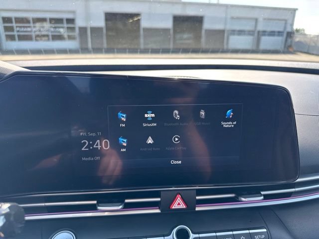 Used 2024 Hyundai Elantra Limited FWD image 22
