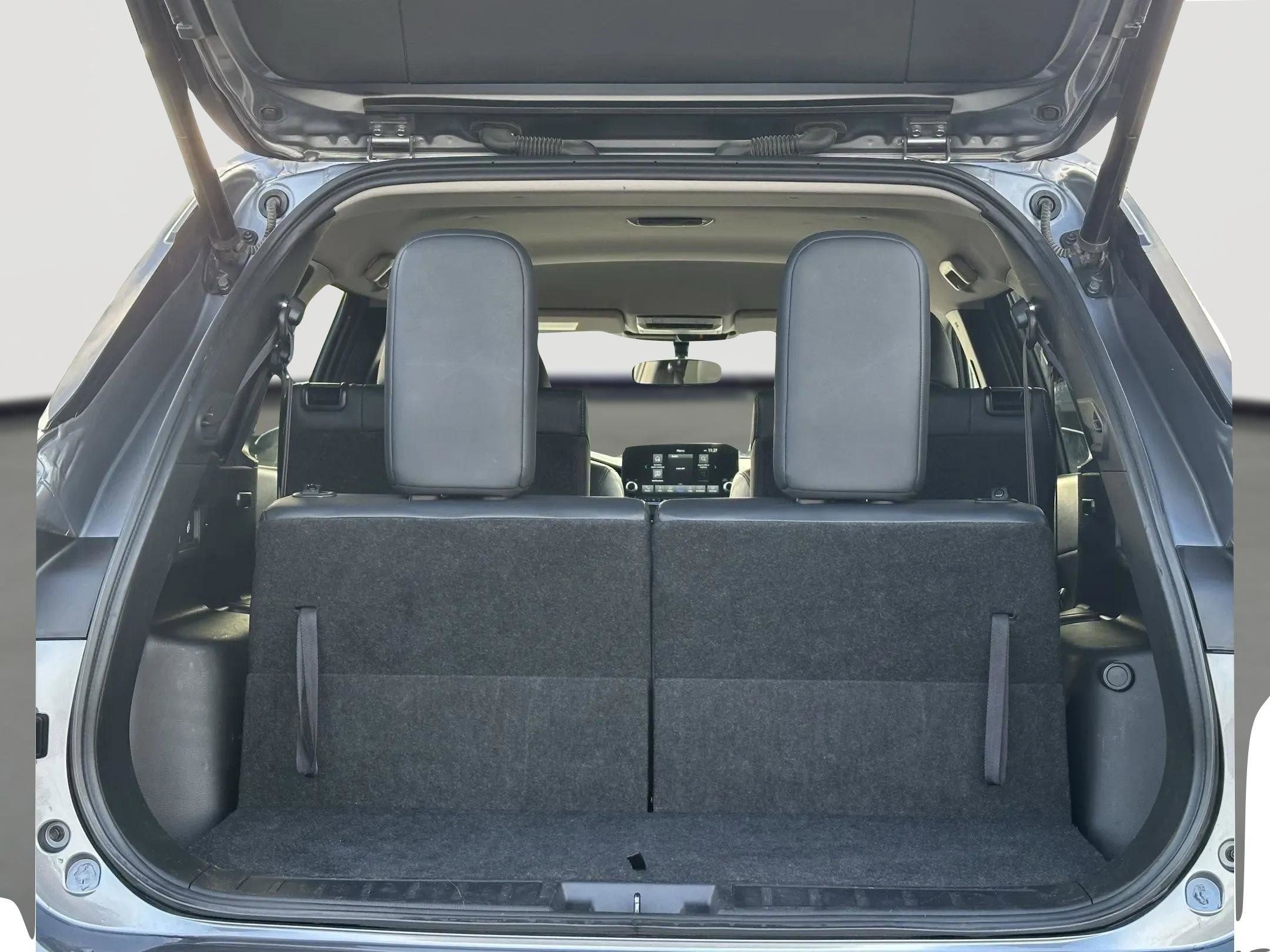 Used 2024 Mitsubishi Outlander SE Black Edition image 14