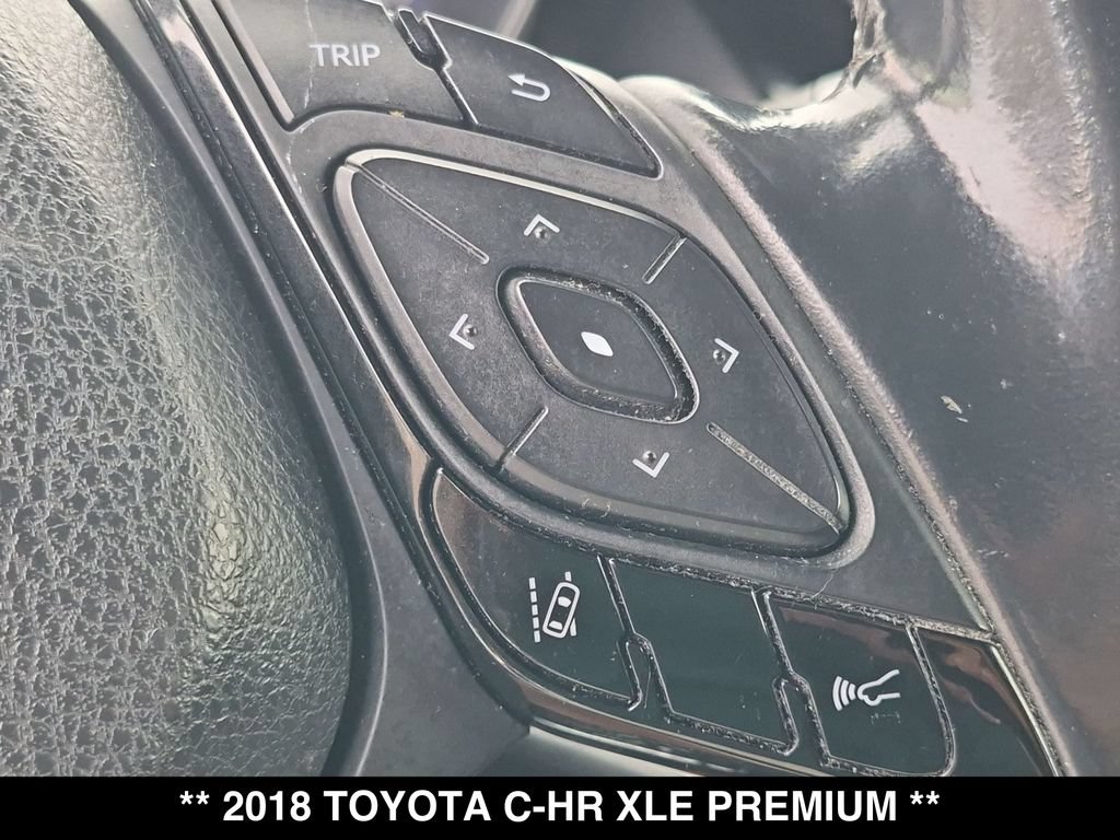Used 2018 Toyota C-HR XLE FWD image 6