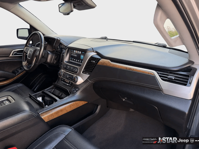 Used 2020 GMC Yukon XL Denali RWD image 18