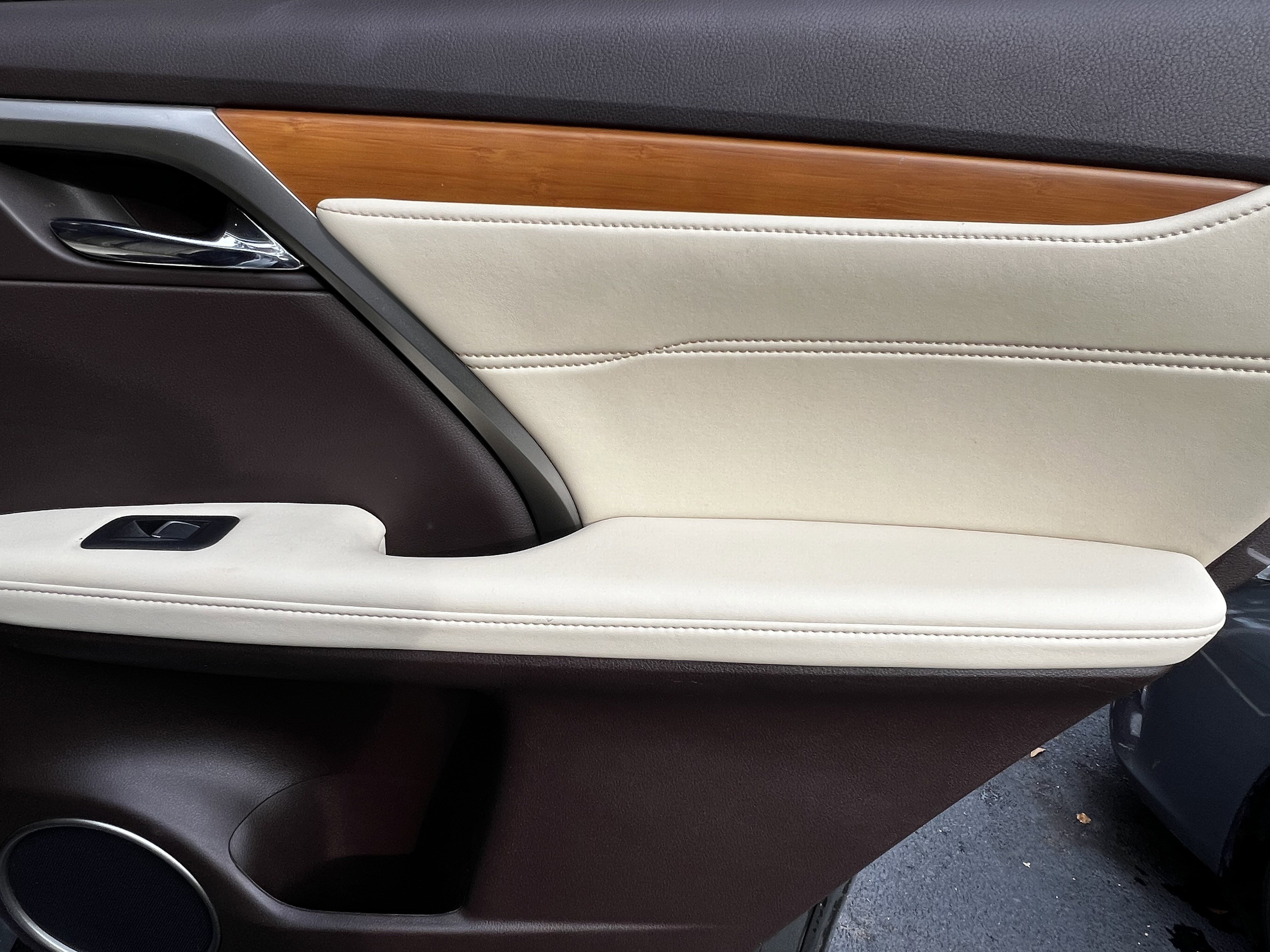 Used 2019 Lexus RX 350 AWD w/ Navigation Package image 39