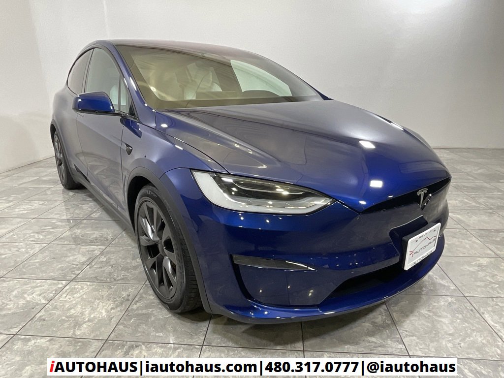 Used 2023 Tesla Model X Plaid image 9