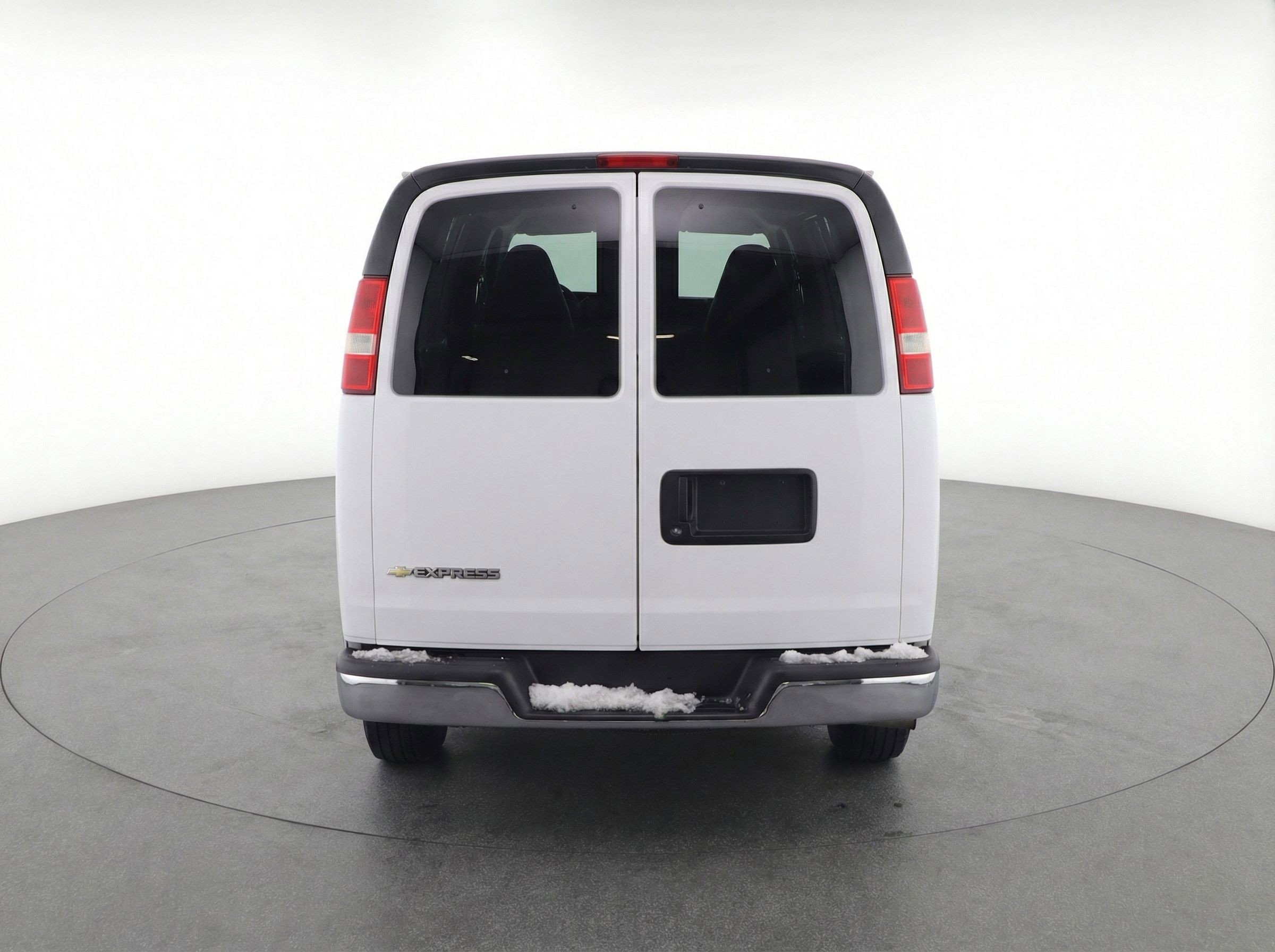 Used 2025 Chevrolet Express 3500 LT w/ LT Preferred Equipment Group image 7