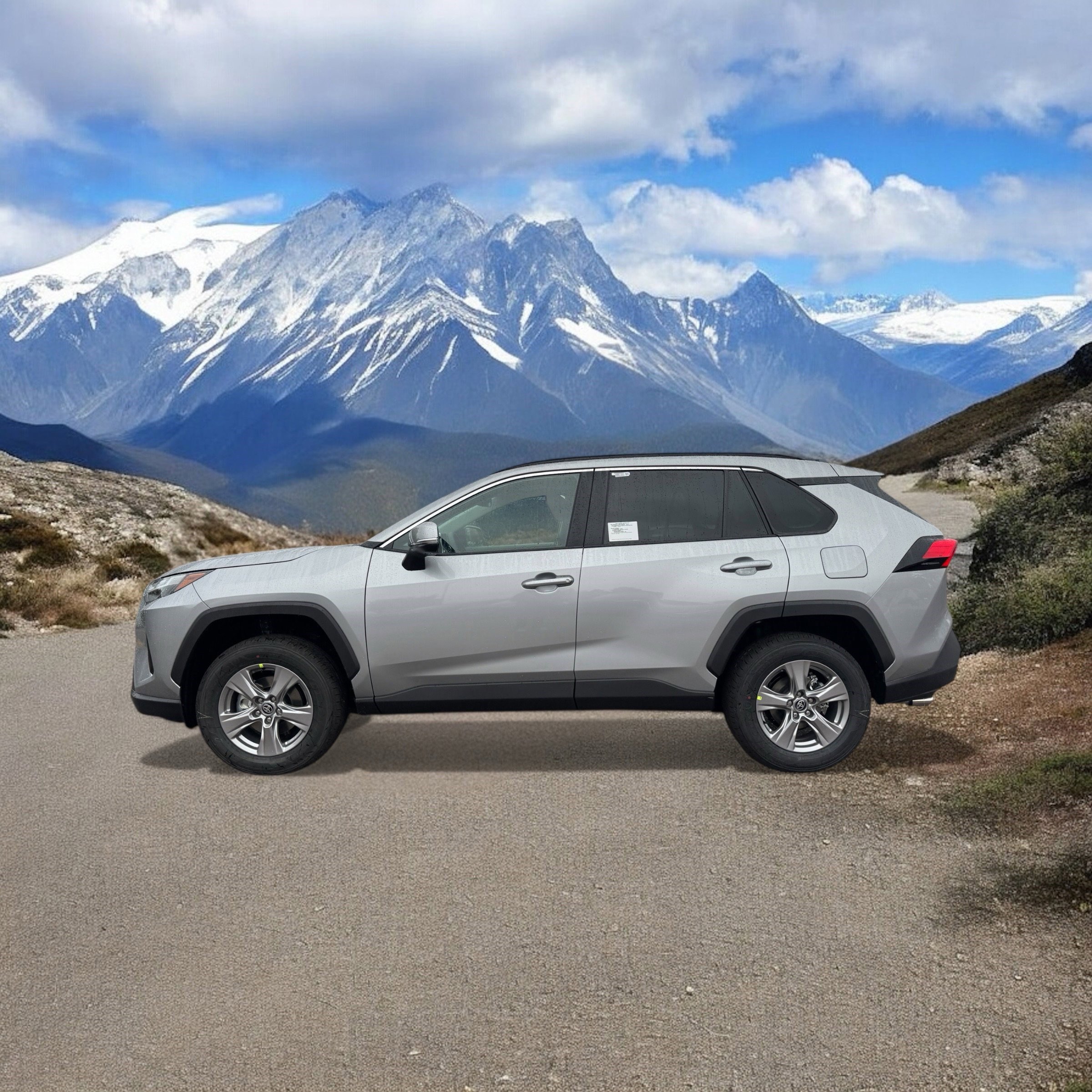 New 2025 Toyota RAV4 XLE image 2