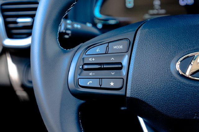 New 2026 Hyundai Venue SEL FWD image 16