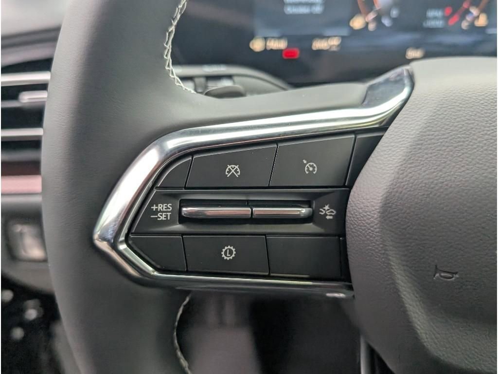 New 2026 Chevrolet Traverse Z71 w/ Driver Confidence Package image 18