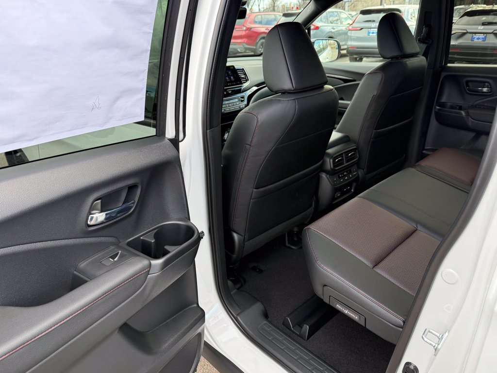 New 2026 Honda Ridgeline Black Edition image 14