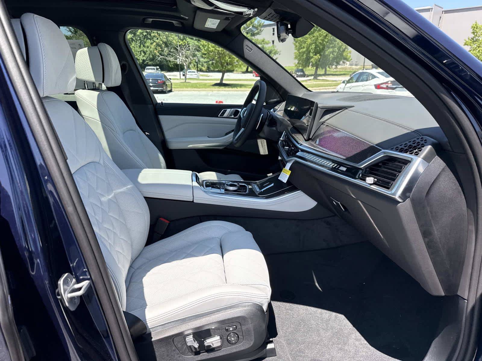 New 2026 BMW X5 M60i AWD/4WD image 16
