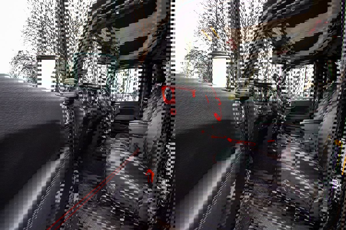 Used 2021 Jeep Gladiator Rubicon image 8