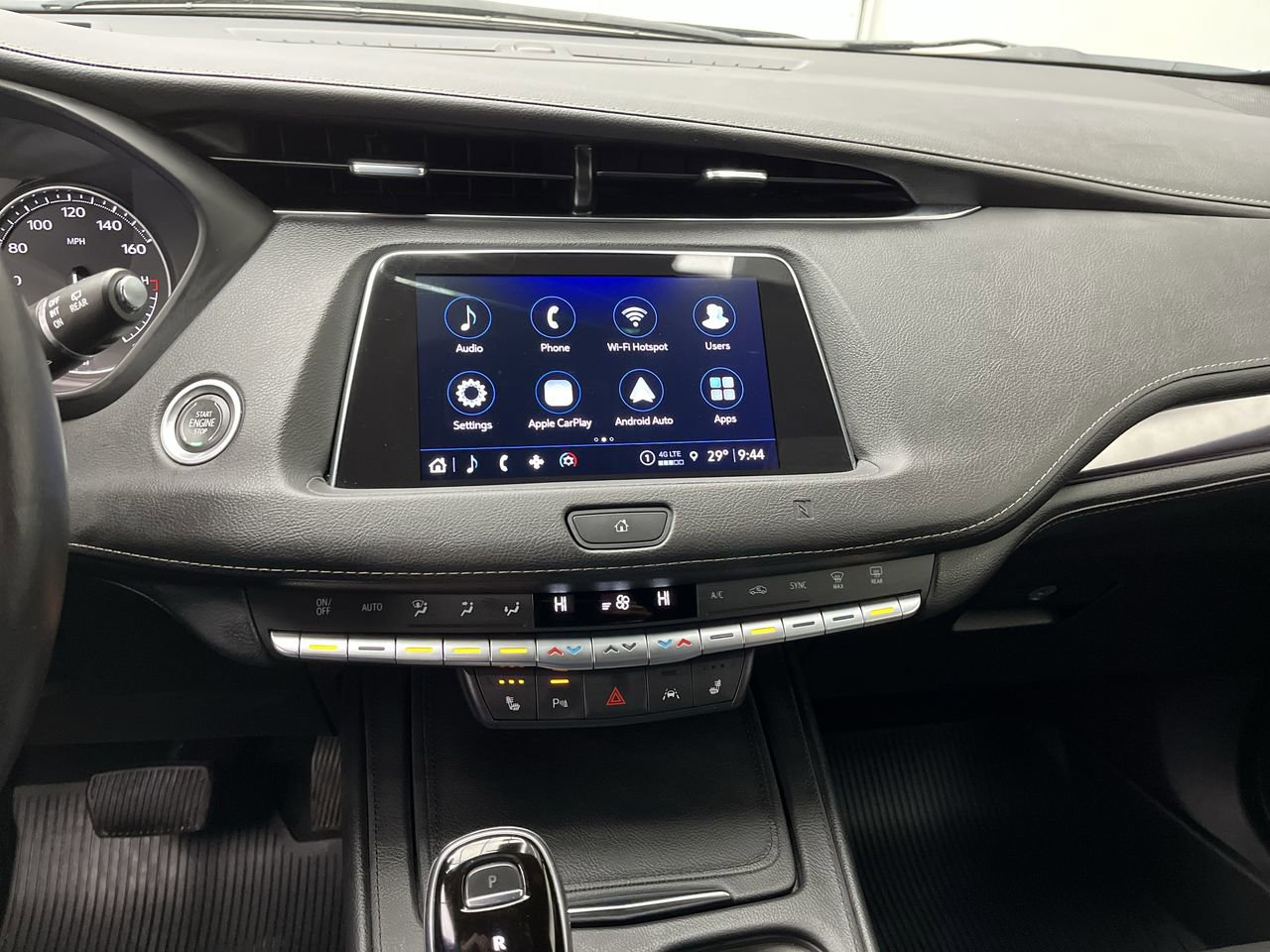 Used 2021 Cadillac XT4 Luxury w/ Cold Weather Package image 16