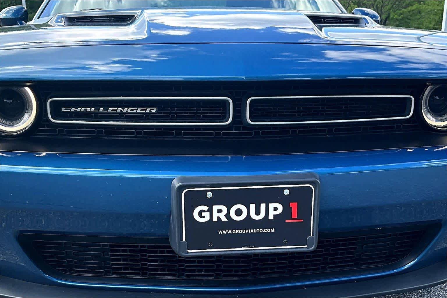 Used 2020 Dodge Challenger SXT w/ Driver Convenience Group RWD image 28