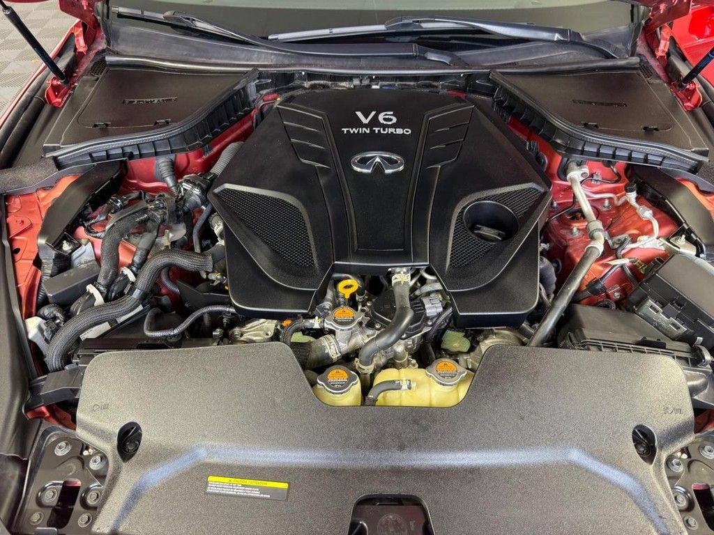 Used 2021 INFINITI Q60 3.0t Luxe w/ Cargo Package AWD/4WD image 14