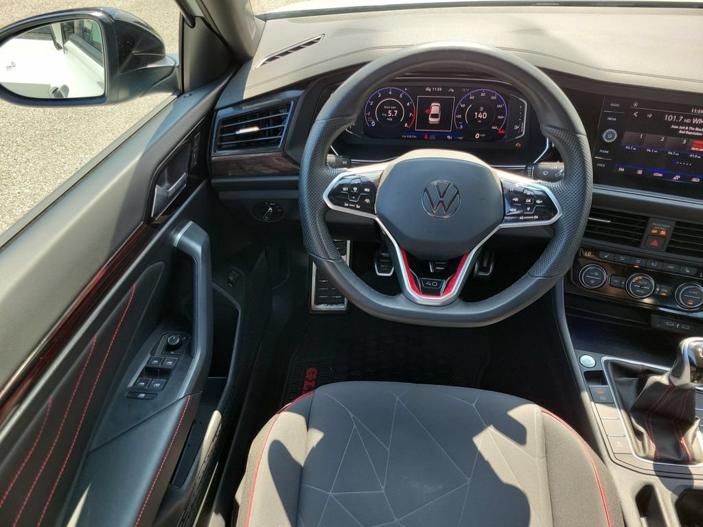 Used 2024 Volkswagen Jetta GLI 40th Anniversary Edition FWD image 11