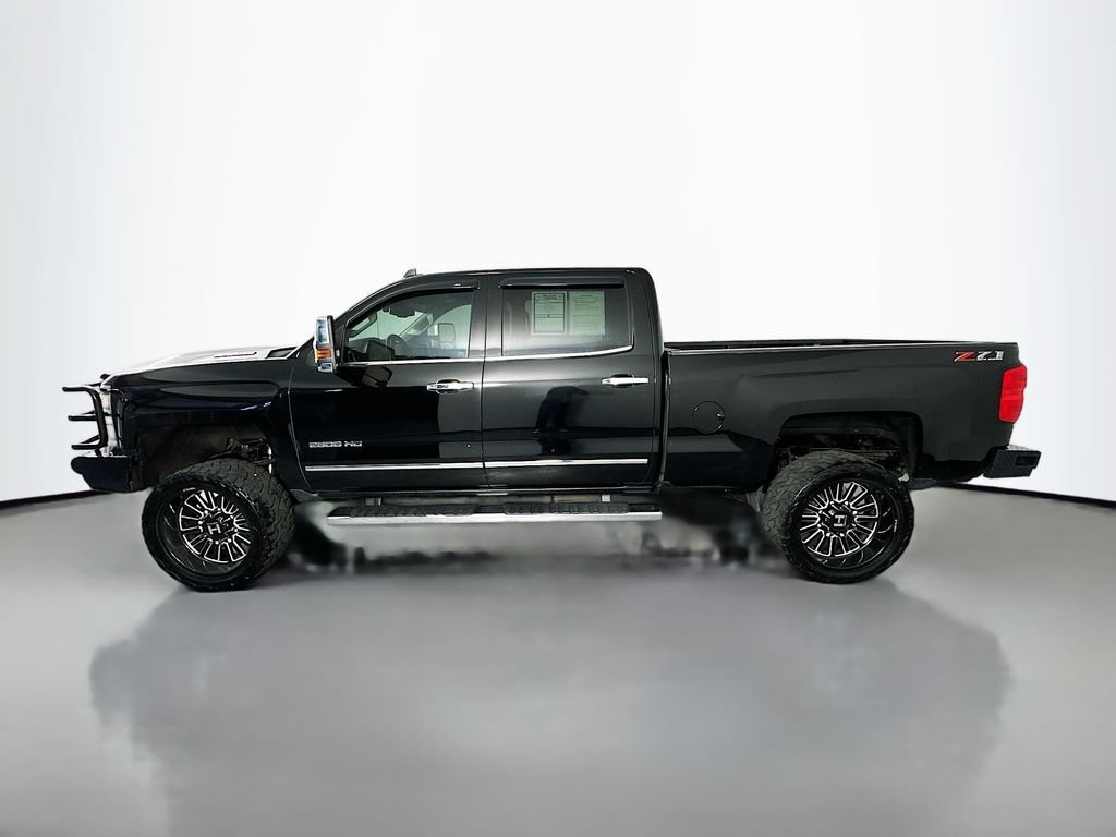 Used 2019 Chevrolet Silverado 2500 LTZ w/ Duramax Plus Package AWD/4WD image 4