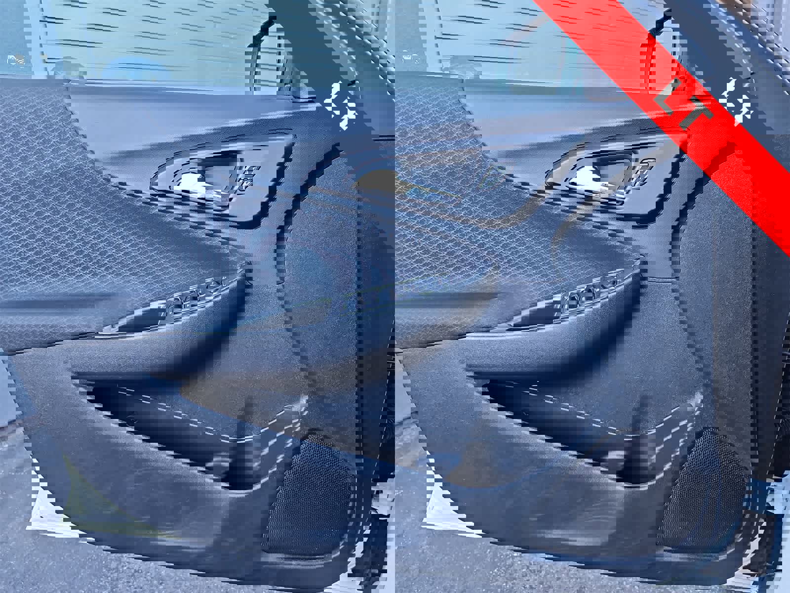 Used 2024 Chevrolet Malibu LT image 27