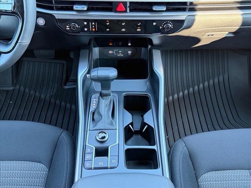 New 2026 Kia Sorento LX image 16