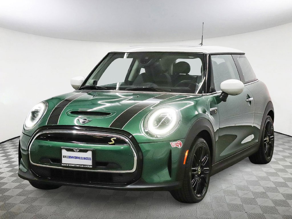 Used 2024 MINI Cooper SE FWD image 4