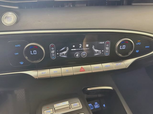 Used 2023 Genesis GV70 2.5T w/ Select Package AWD/4WD image 21