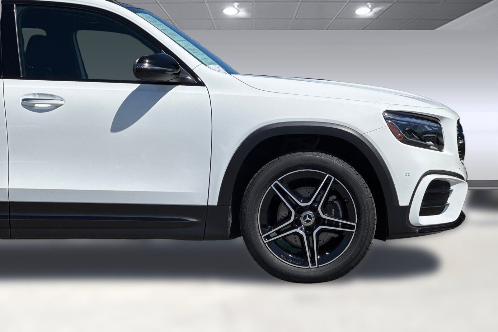 Certified 2024 Mercedes-Benz GLB 250 image 34