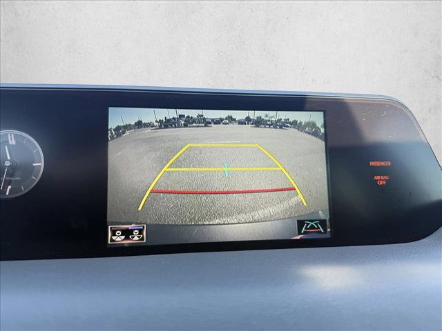 Used 2021 Lexus UX 200 w/ Accessory Package (Z2) image 18