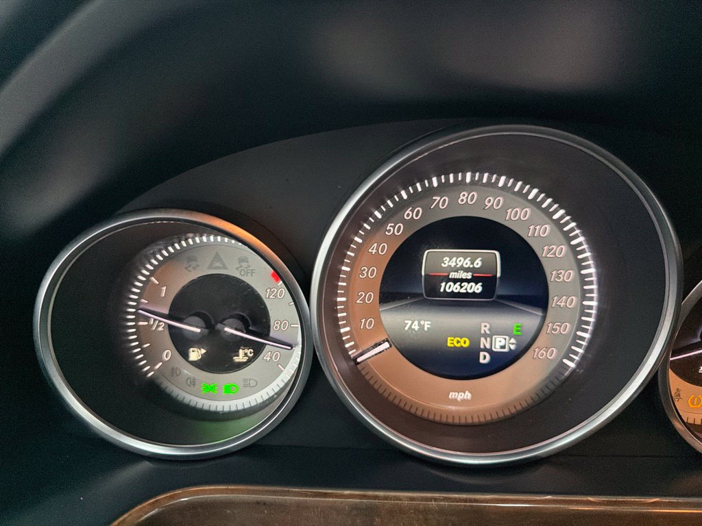 Used 2014 Mercedes-Benz E 350 4MATIC Sedan image 16