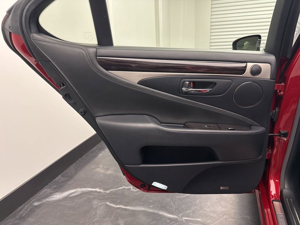 Used 2017 Lexus LS 460 AWD w/ Comfort Package image 13