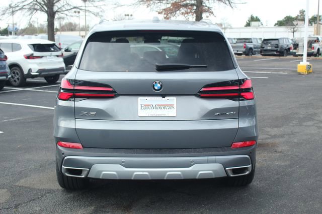 Certified 2024 BMW X5 xDrive40i w/ Parking Assistance Package image 7