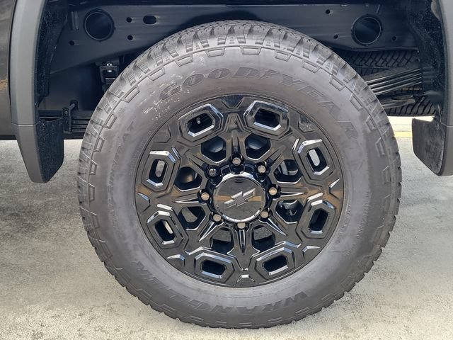 New 2026 Chevrolet Silverado 2500 LT w/ Leather Package AWD/4WD image 5