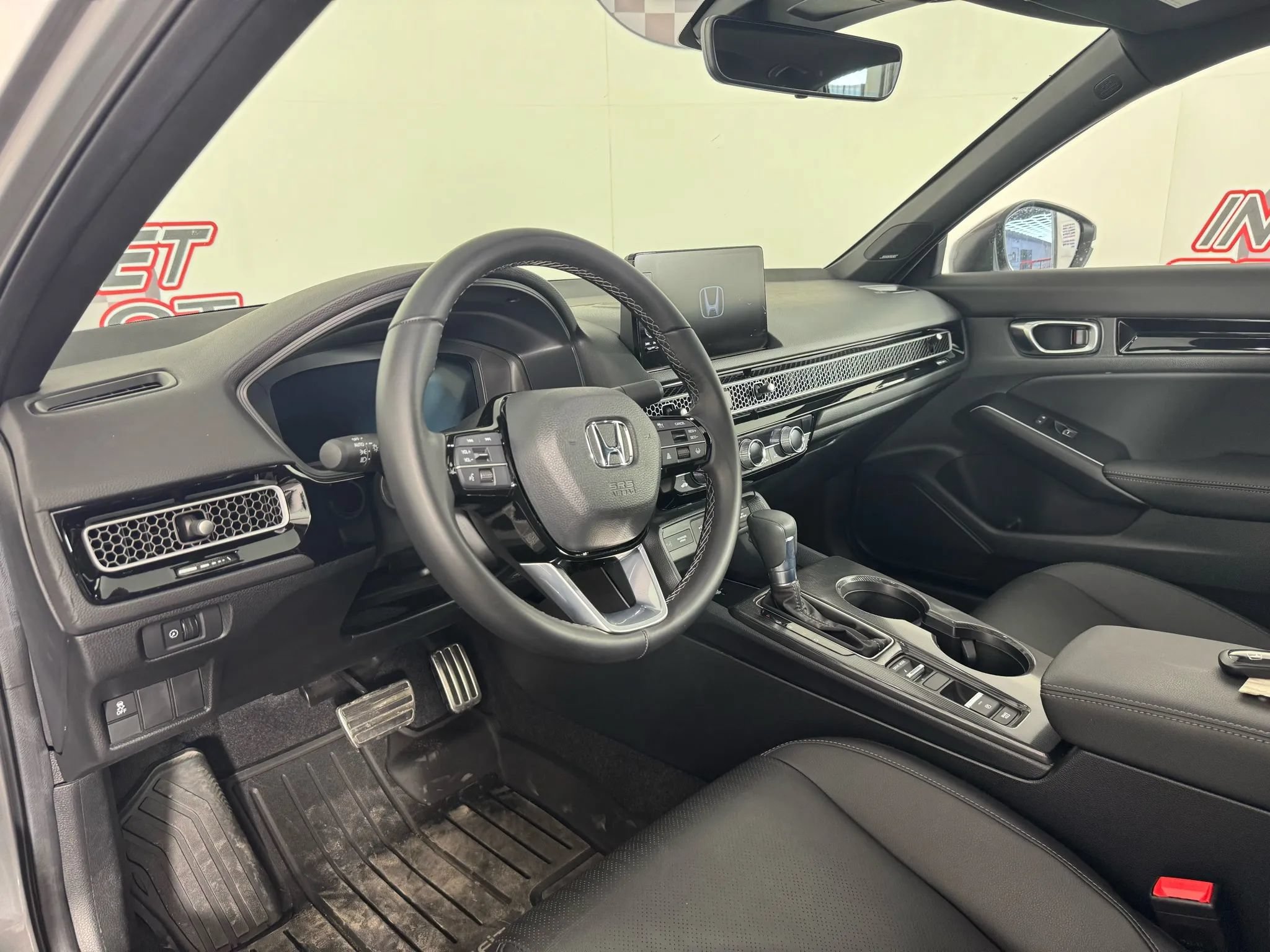 Used 2025 Honda Civic Sport Touring image 10