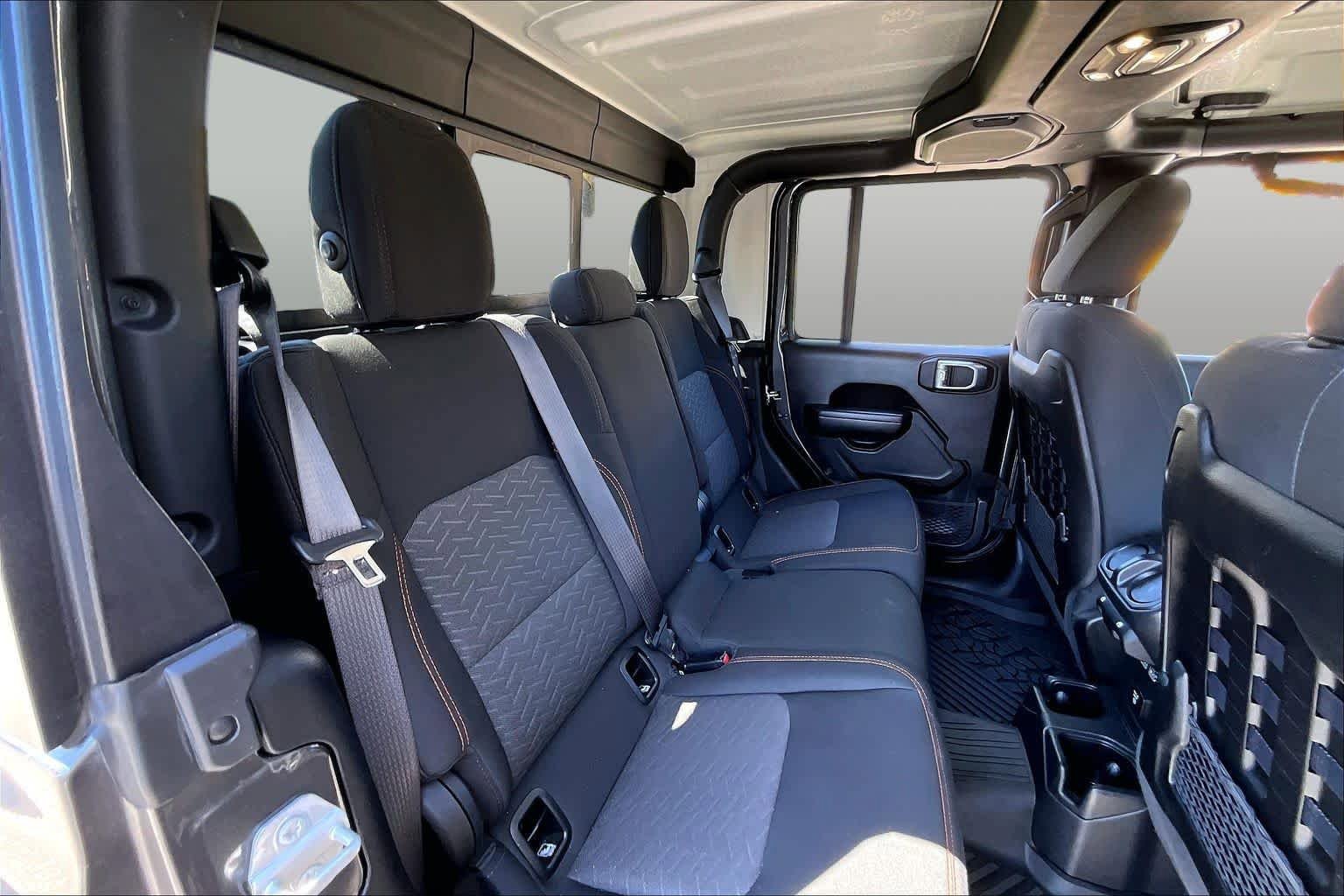 Used 2021 Jeep Gladiator Mojave AWD/4WD image 20