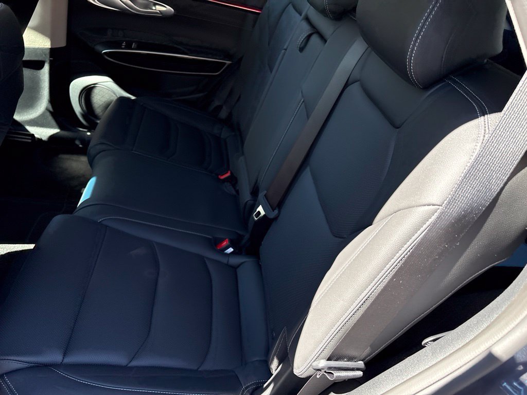 New 2027 Genesis GV70 2.5T AWD/4WD image 10